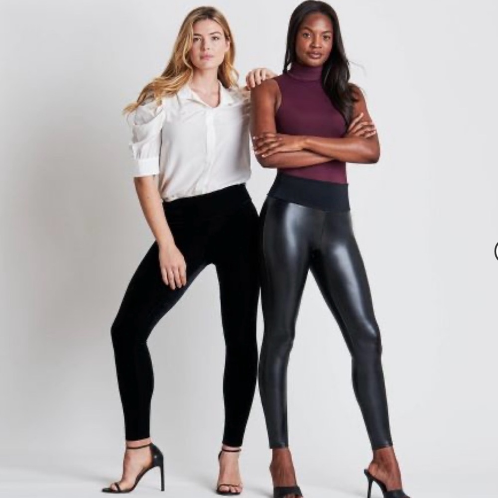 Assets By Spanx Faux Leather Leggings Size 1X. Black 30” Inseam. Elastic Waist